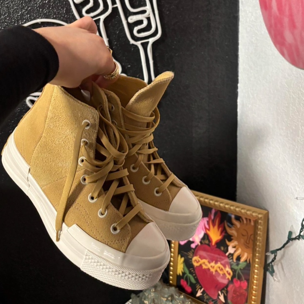 Converse Yellow High-Top Sneakers Classic Design